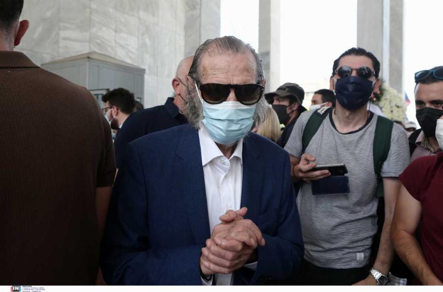 Τόλης Βοσκόπουλος κηδεία: Το τελευταίο αντίο στον «Πρίγκιπα» του ελληνικού τραγουδιού