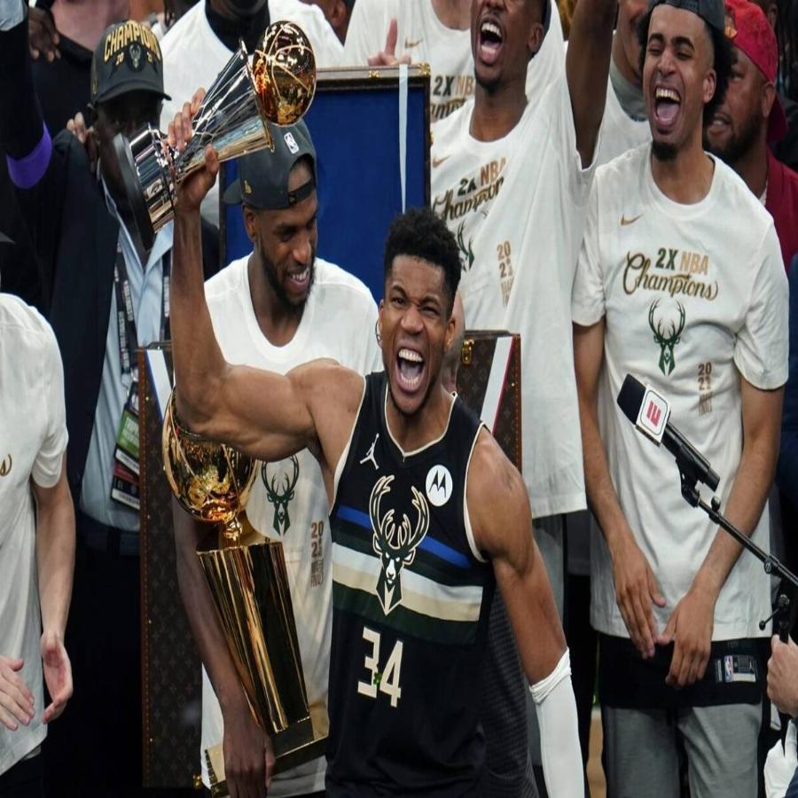 Συγκινούν οι νέες δηλώσεις του Γιάννη: Η μητέρα μου πουλούσε πράγματα στον δρόμο