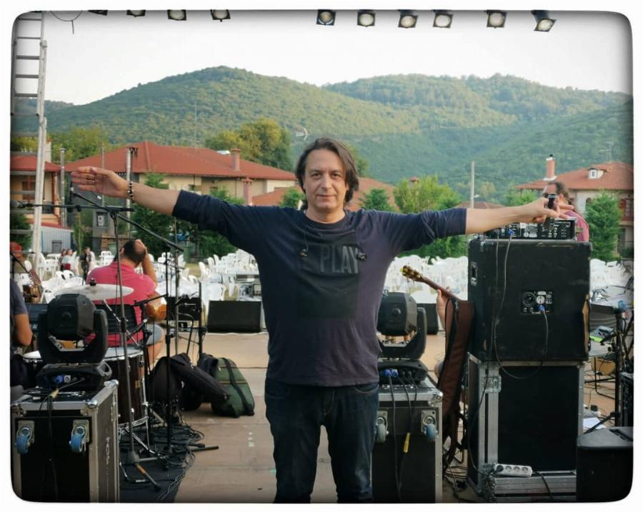 Γιάννης Κότσιρας: «Έχω εμβολιαστεί και με τις δύο δόσεις, αν χρειαστεί θα κάνω άλλες 15»