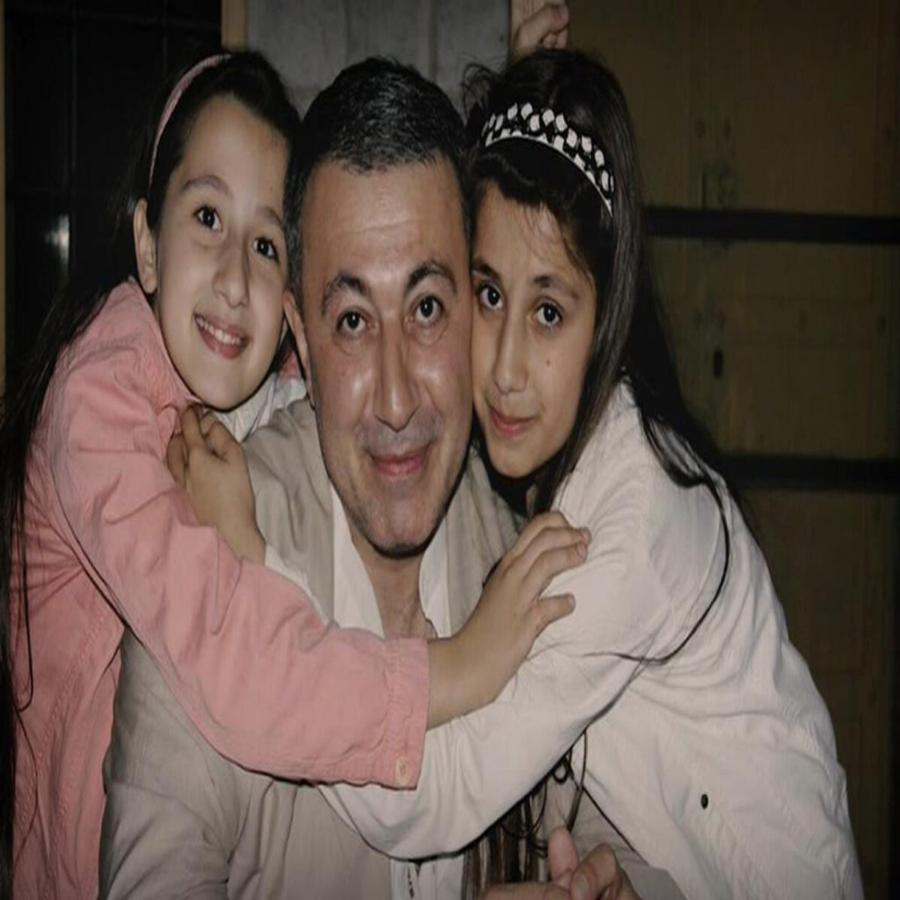 Τρεις αδερφές σκότωσαν στον ύπνο του τον πατέρα τους που τις κακοποιούσε χρόνια