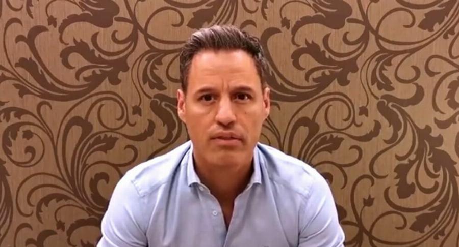 Ο Πετράκος ξαναχτυπά για το Στέφανο Τσιτσιπά: «Θα τον κάνουν “ντα” και θα ανασκευάσει»