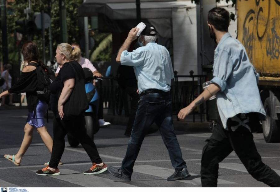 Άγριο σφυροκόπημα στους ανεμβολίαστους: Τα 2 νέα μέτρα που θα ανακοινωθούν και στοχεύουν στο σημείο που τους πονάει