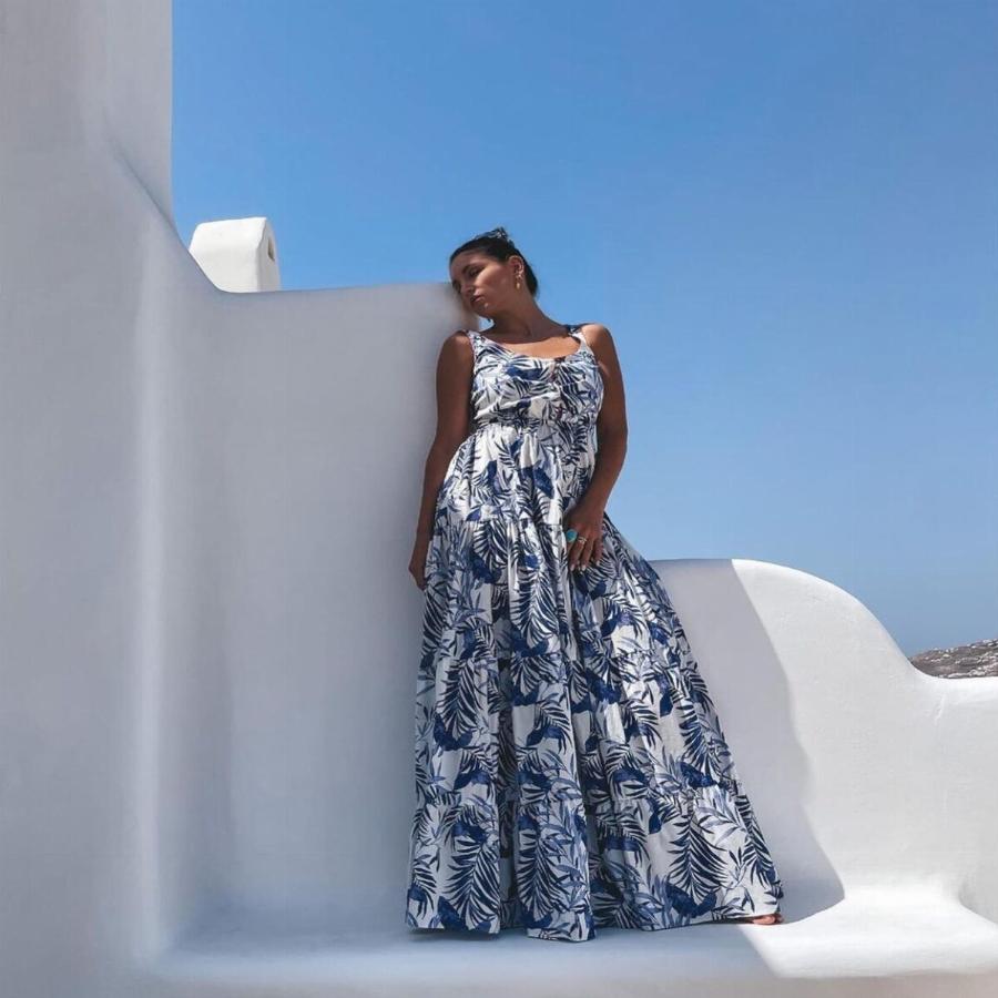 Δέκα λεπτά ήταν αρκετά για 20.000 likes: Η φωτογραφία της Αθήνας Οικονομάκου με μαγιό που σάρωσε στο Instagram