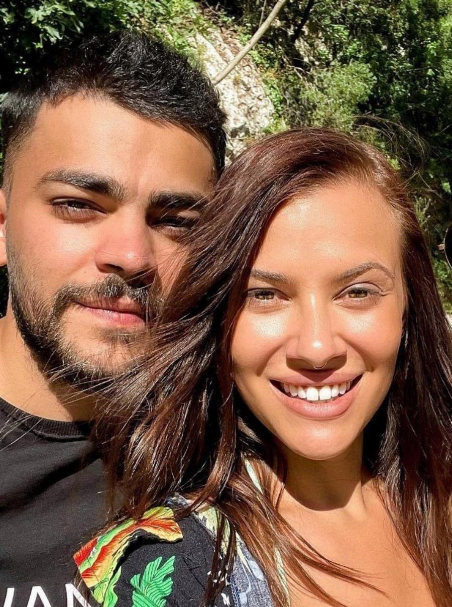 Η πρώτη κοινή εμφάνιση της ερωτευμένης Λάουρας Νάργες με τον Χρήστο Σαντικάι, μέσω της φωτογραφίας που ανέβασαν