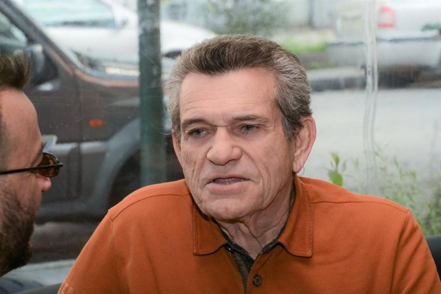 «Έχω ένα σπιτάκι, το οποίο θα το δώσω σε οικογένεια με δυο παιδάκια για να μεγαλώσουν εκεί μέσα»