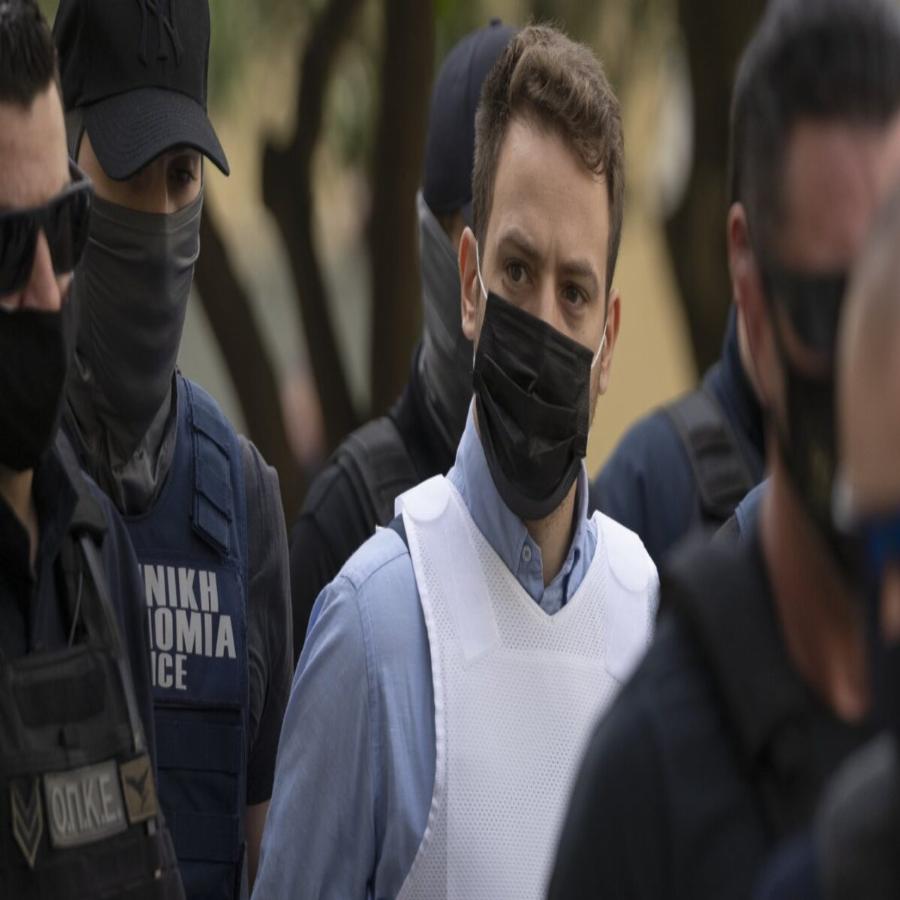 Αποκάλυψη σεισμός για Μπάμπη Αναγνωστόπουλο: Το συνέχισε και μετά το γάμο με την Κάρολαιν