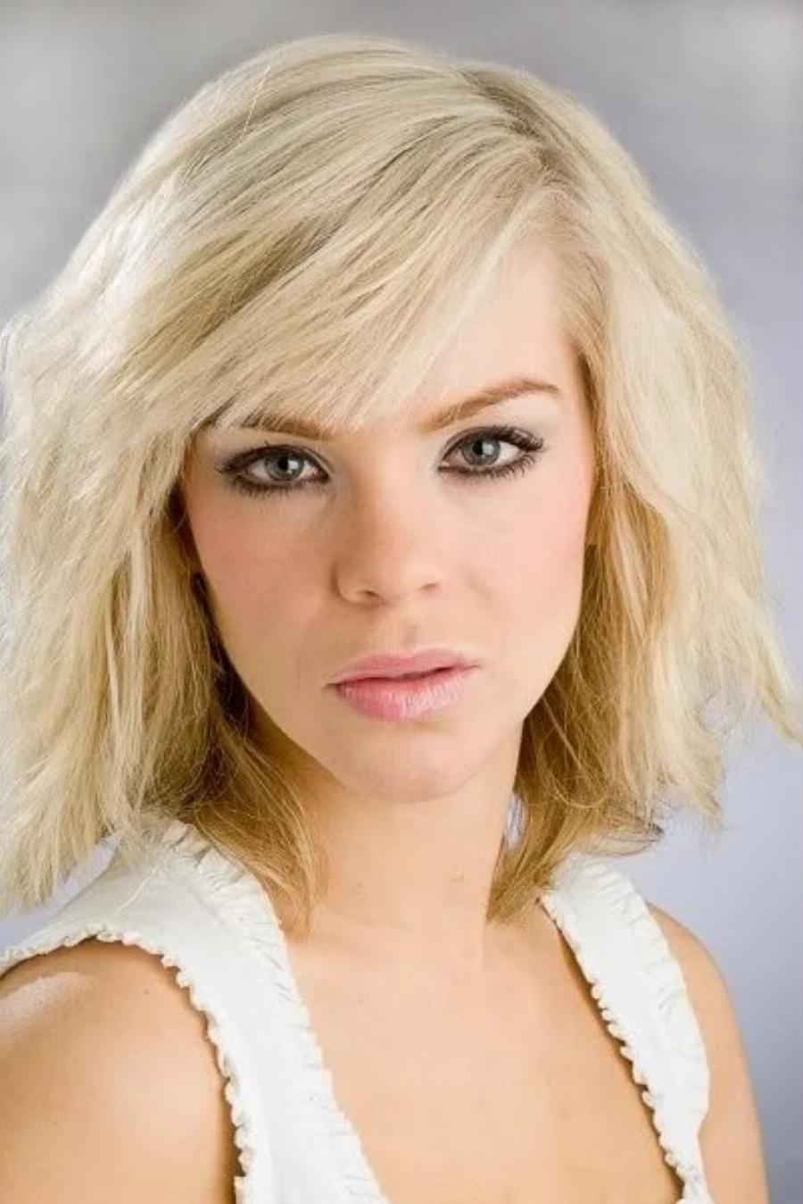 Αληθινή ηρωίδα: Της έριξαν βιτριόλι στο πρόσωπο, την κακοποίησαν,  και σήμερα είναι γνωστή παρουσιάστρια στην τηλεόραση