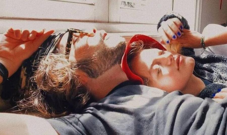 Άγγελος Λάτσιος: Η νέα κούκλα σύντροφος του γιου της Ελένης Μενεγάκη, με τα υπέροχα μάτια