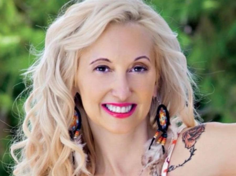 “Αρέσω σε μικρότερους άντρες επειδή είμαι σα νεράιδα”: Προκαλεί με τις δηλώσεις της η Μαριλένα Παναγιωτοπούλου