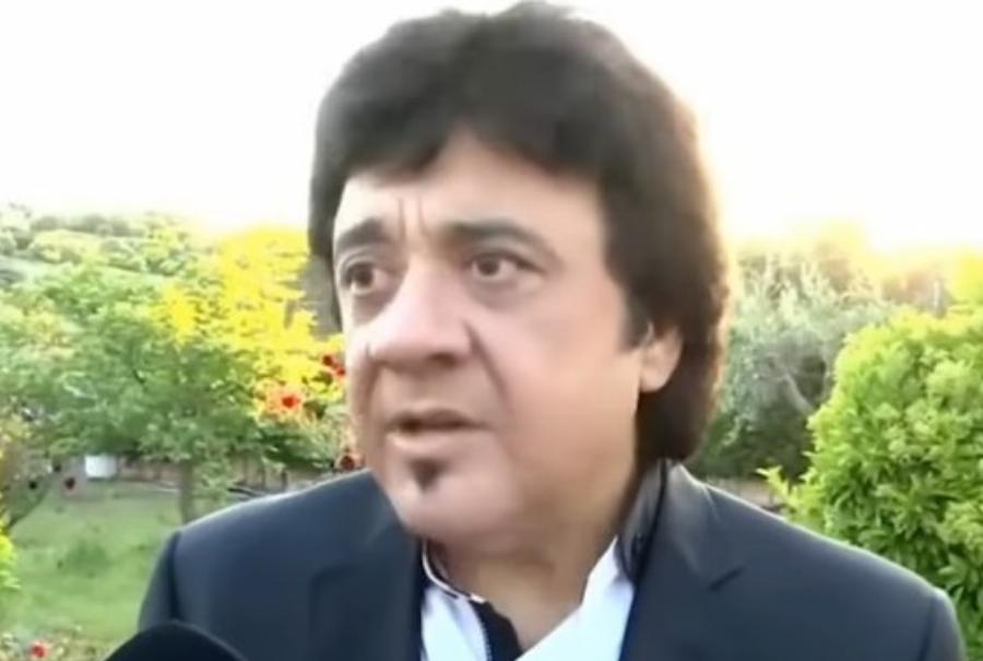 «Ο Θεός κατέβηκε, μου άλλαξε το λάστιχο και εξαφανίστηκε»: Η εξομολόγηση του Βασίλη Τερλέγκα on camera