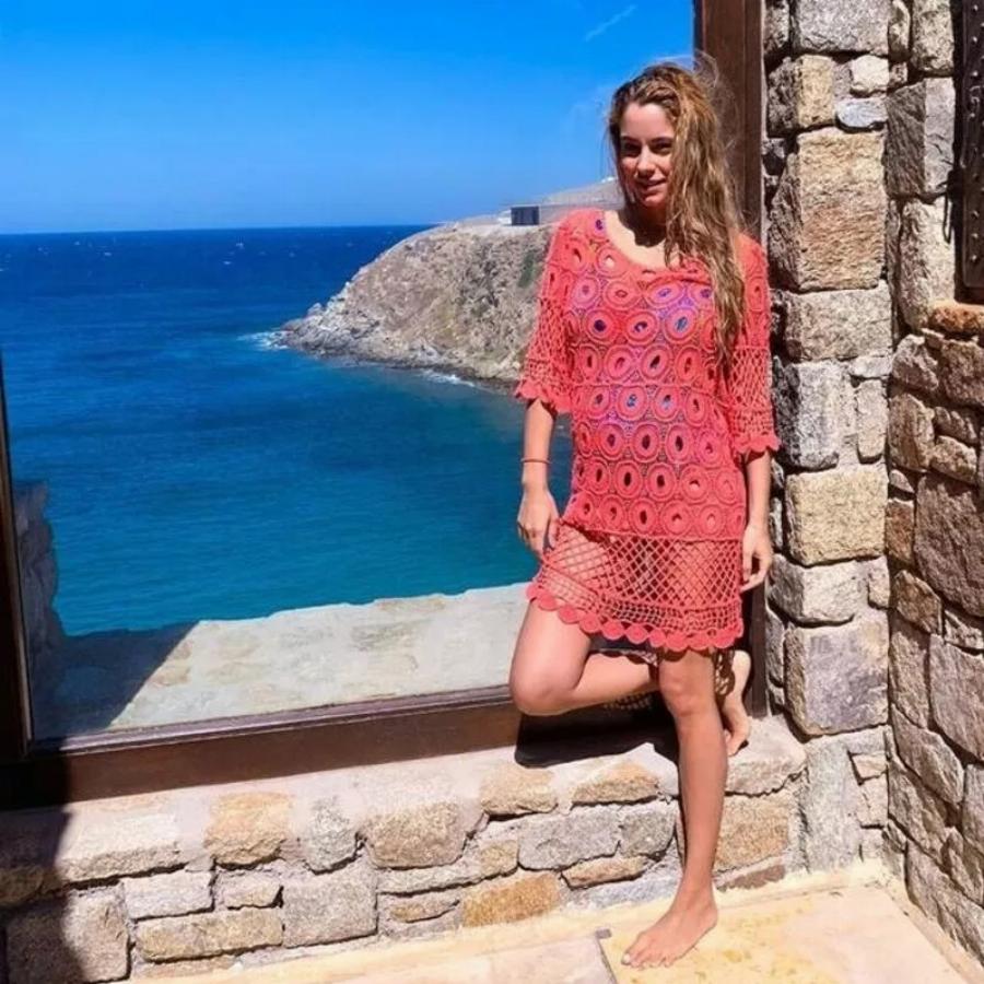 Δούκισσα Νομικού – Δημήτρης Θεοδωρίδης: Το τεράστιο σπίτι τους στη Μύκονο με την πισίνα και η μαγική θέα