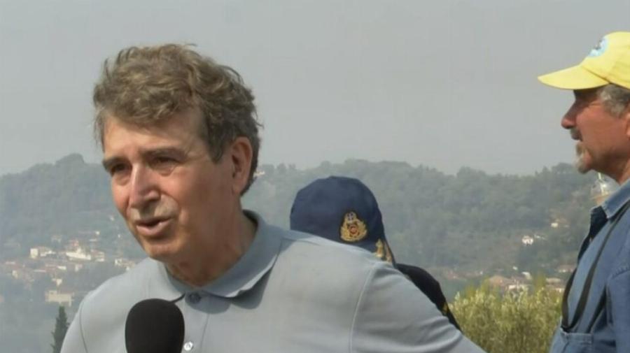 Μιχάλης Χρυσοχοΐδης: «Στις φωτιές ήμουν με τη μάνικα στο χέρι»