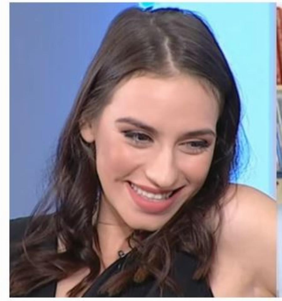 Η 26χρονη Μαρία μεγάλωσε μέσα στο “Χαμόγελο του Παιδιού”, σπούδασε και σήμερα διηγείται την ιστορία της