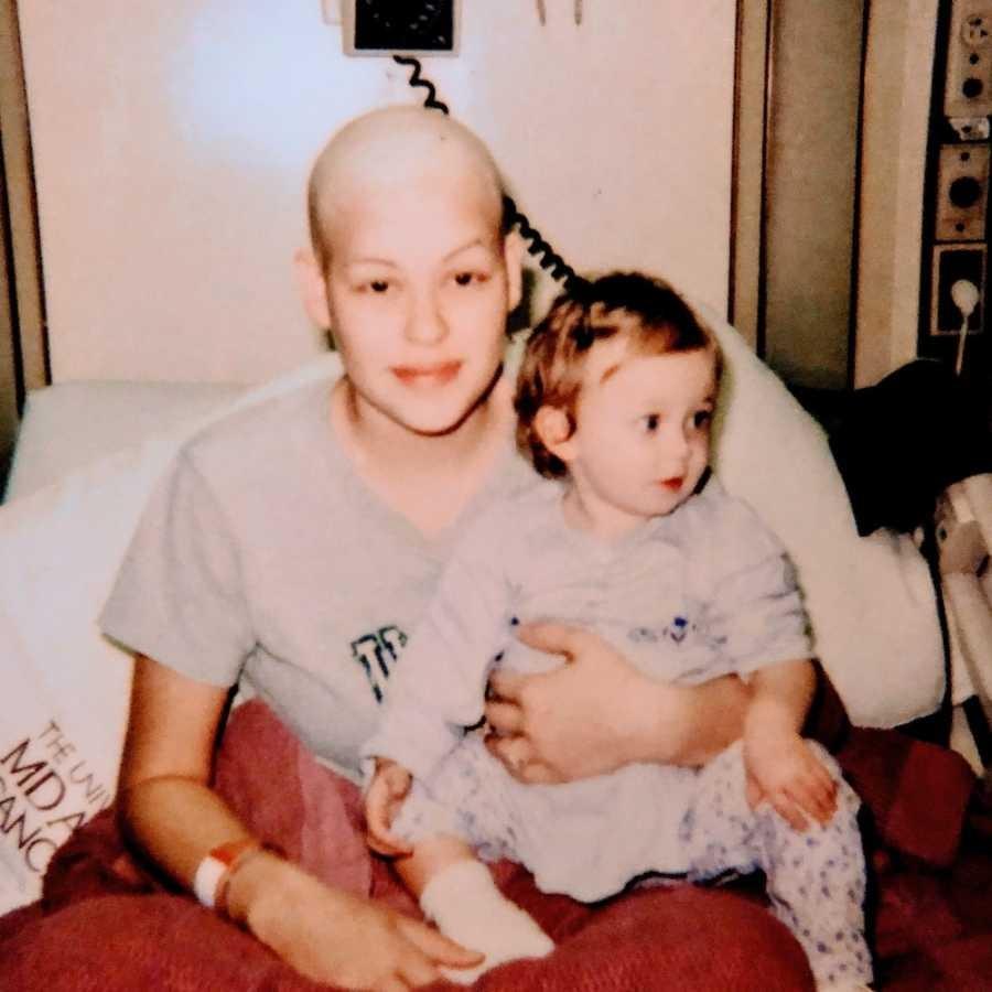 «Διαγνώστηκα με καρκίνο 6 μηνών έγκυος, χωρισμένη και με ένα μωρό 10 μηνών»: Η αληθινή ιστορία μιας μαχήτριας