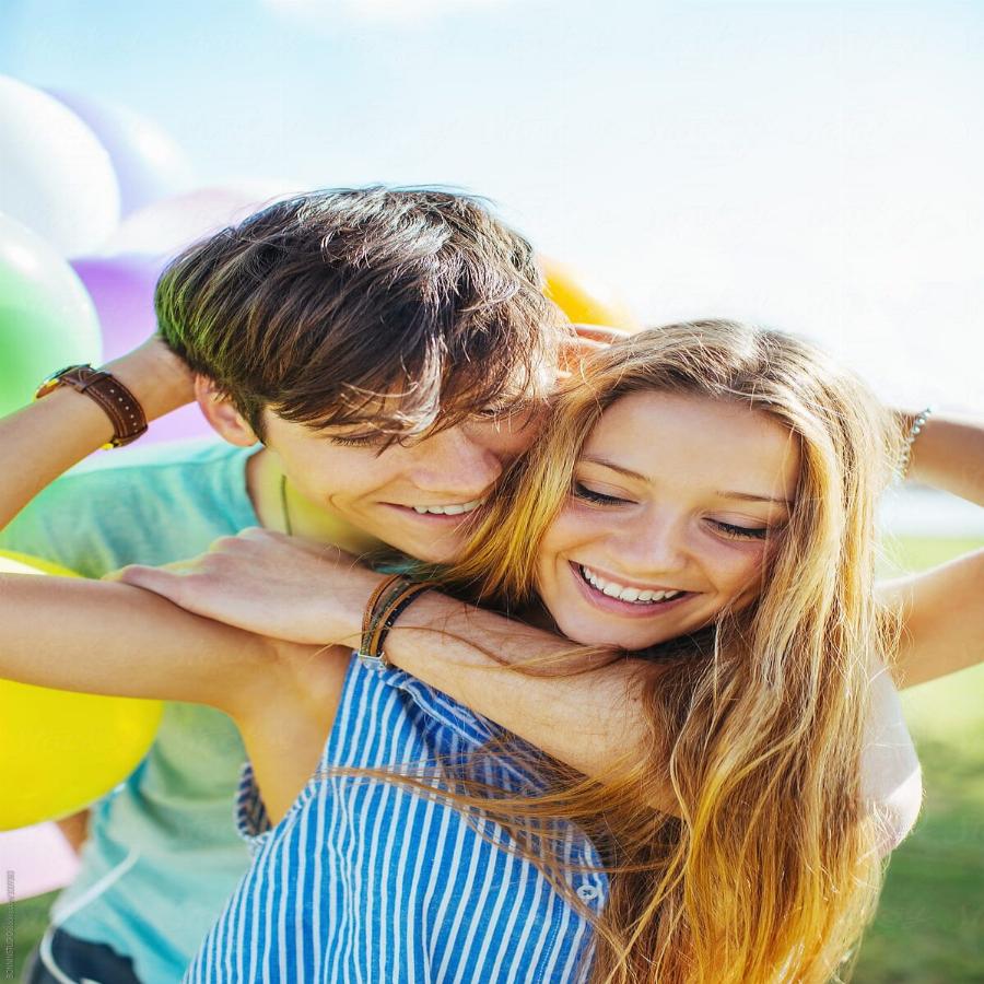 Ερώτηση μητέρας: Επιτρέπουμε στον σύντροφο του έφηβου παιδιού μας να κοιμάται σπίτι μας ή όχι;