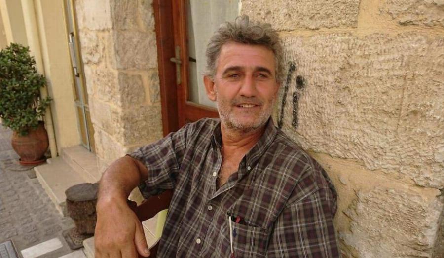 Πρόσφυγας από τη Συρία βρήκε πορτοφόλι με 1.500 ευρώ στην Κρήτη και το παρέδωσε στην αστυνομία