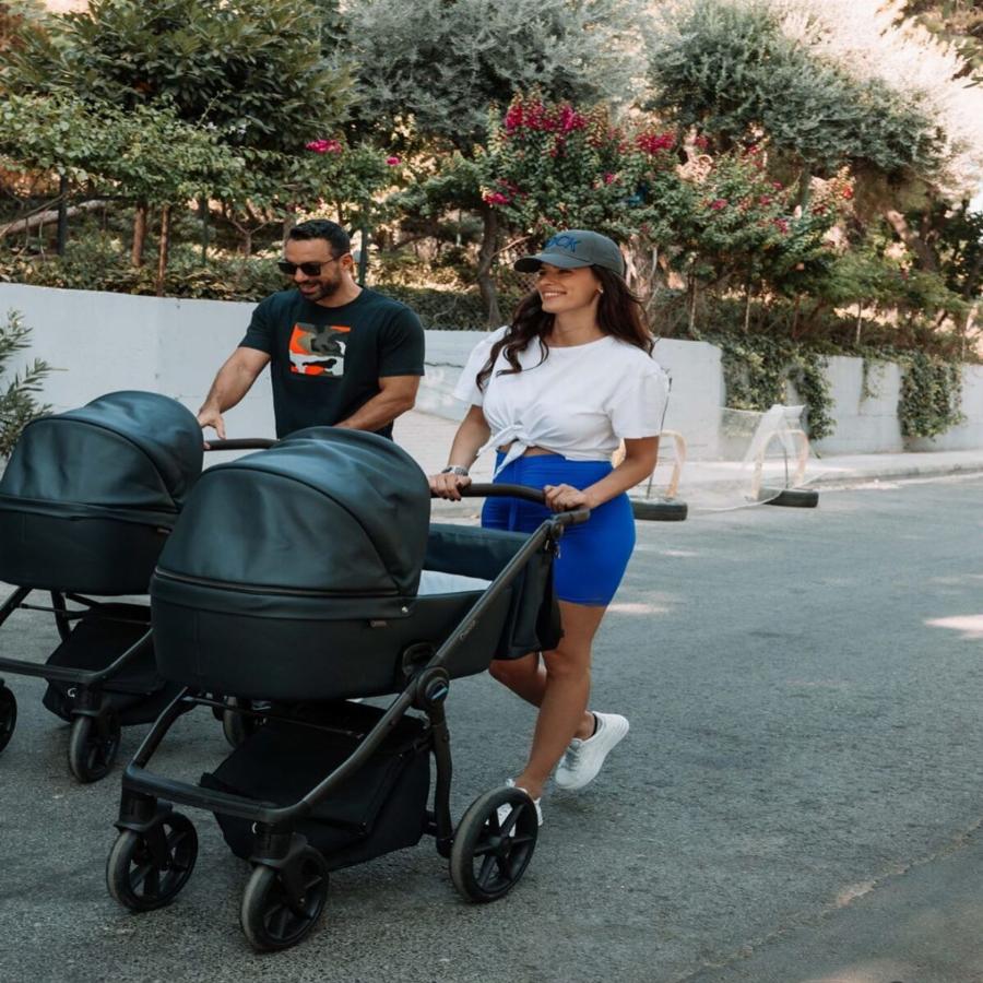 Ανακοινώθηκαν τα ονόματα που θα πάρουν οι κόρες του Σάκη Τανιμανίδη και της Χριστίνας Μπόμπα