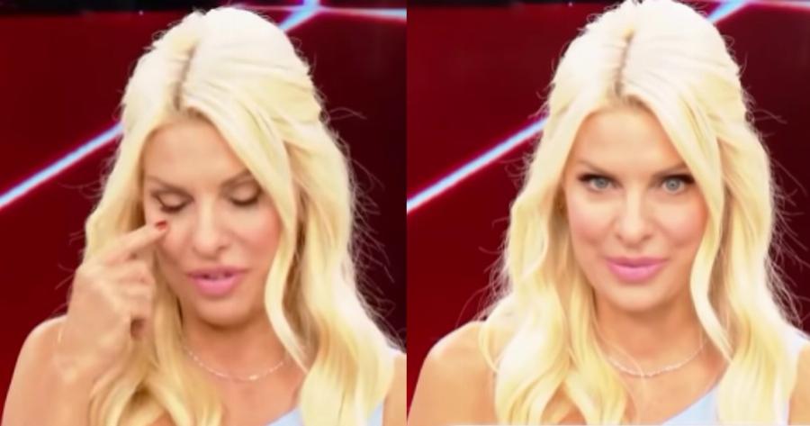 «Δεν θέλω δώρο, μου φτάνει που μιλήσαμε»: Θαυμάστρια τής Μενεγάκη τηλεφώνησε και άρχισε να κλαίει