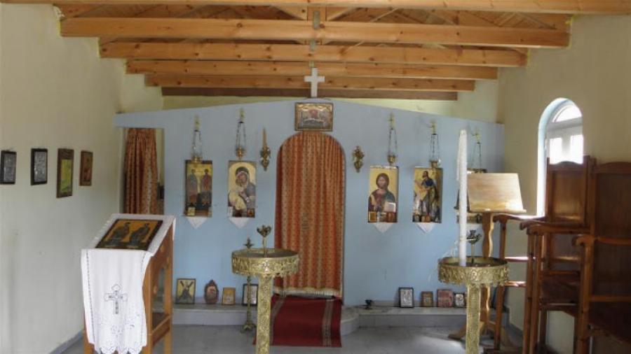 Αληθινή εξομολόγηση: «Πάτερ μου, εγώ δεν πάω στην Εκκλησία! Πάω μόνο σε ξωκλήσια και ανάβω ένα κεράκι»