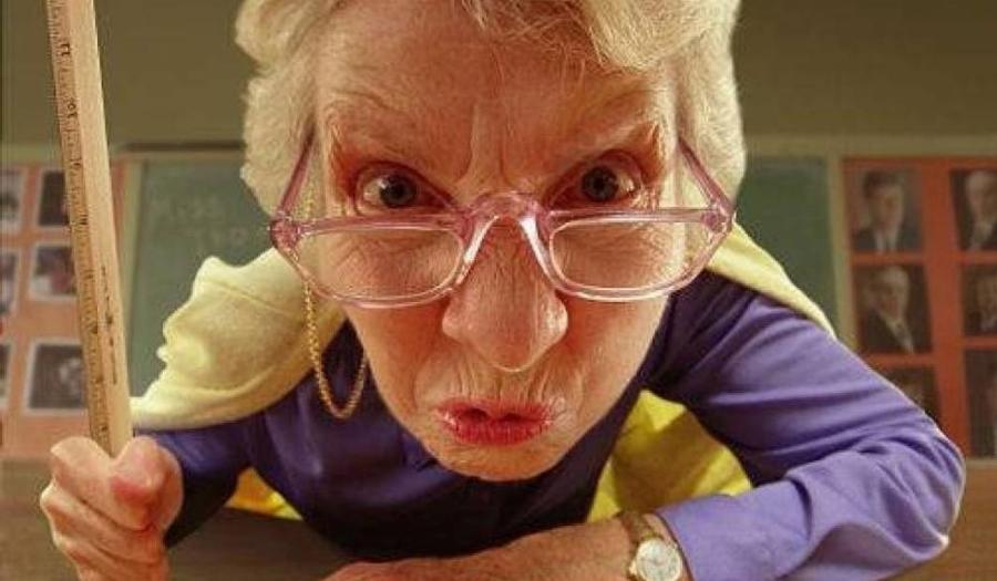 Πρόβλημα με πεθερά: «Μπαινοβγαίνει στο σπίτι μας και δεν φεύγει. Τι να κάνω;»