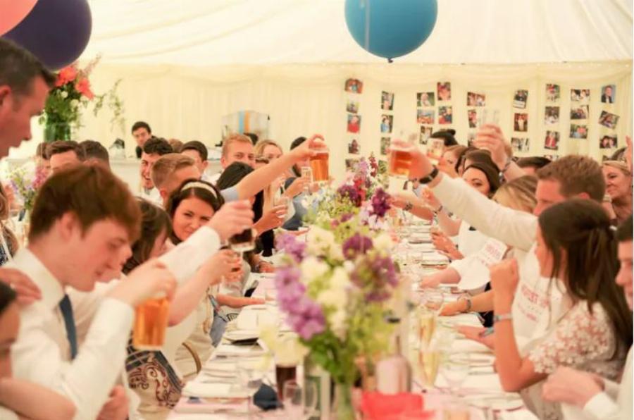 Η αληθινή αγάπη ξεπερνάει κάθε δυσκολία: Ο παραμυθένιος γάμος ενός ζευγαριού με Σύνδρομο Down