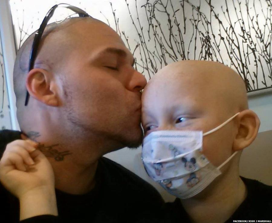 “Έρημε πατέρα του ογκολογικού”: Η ανάρτηση για τους μπαμπάδες παιδιών με καρκίνο που τσακίζει κόκκαλα