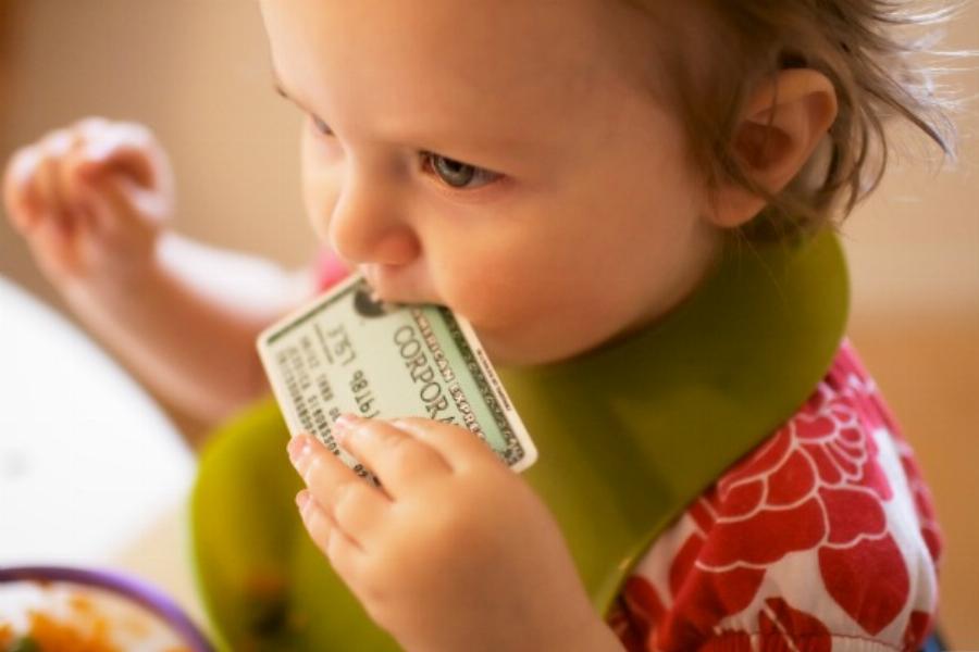 Παραλίγο να χάσω το μωρό μου όταν κατάπιε μία βίδα. Πιστεύω το έσωσε η Αγία Αικατερίνη