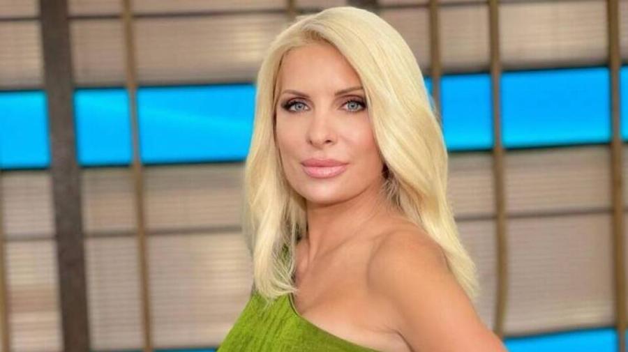 «Αποφάσισα στα 44 να μείνω έγκυος και είχα πάρα πολύ μεγάλη αγωνία αν θα μπορώ» – Οι δηλώσεις της Ελένης Μενεγάκη