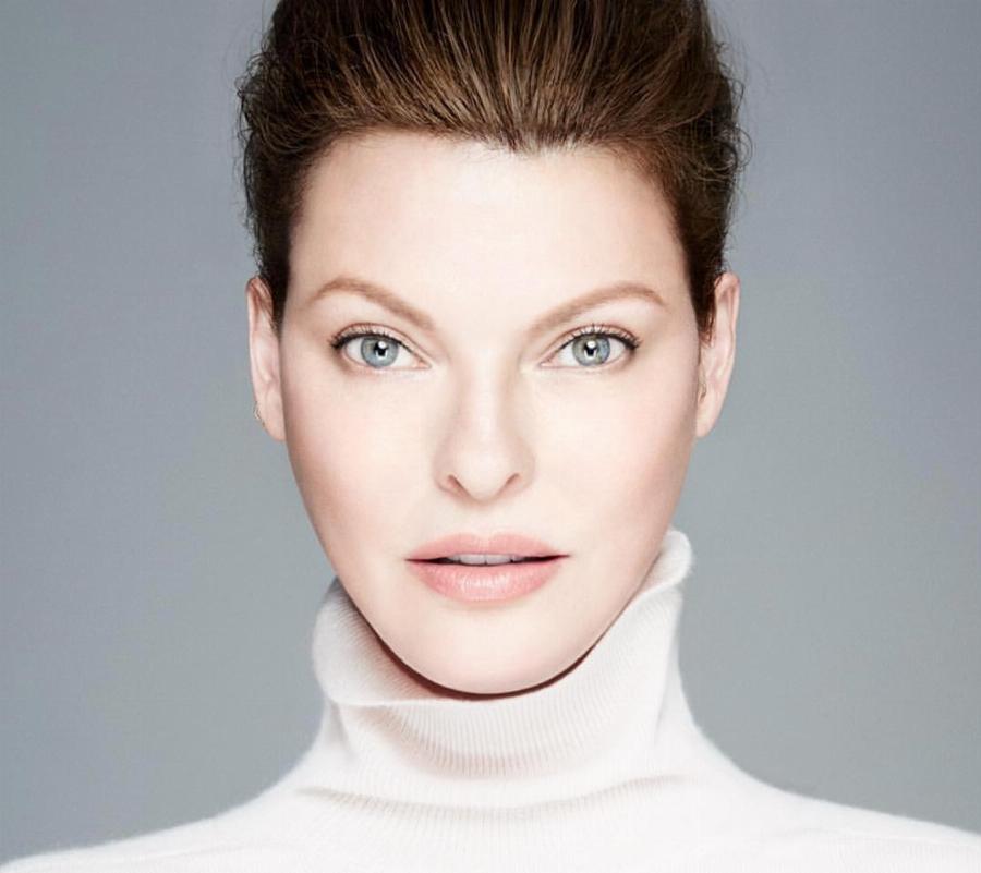 Έκαναν εγχειρήσεις αλλά τις μετάνιωσαν: 10 διάσημες που παραμορφώθηκαν από τις πλαστικές επεμβάσεις