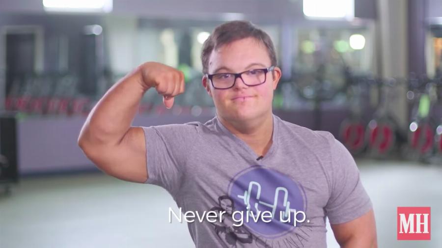 23χρονος άνδρας με Σύνδρομο Down εκπληρώνει το όνειρο του να γίνει body builder – Πηγαίνει καθημερινά στο γυμναστήριο