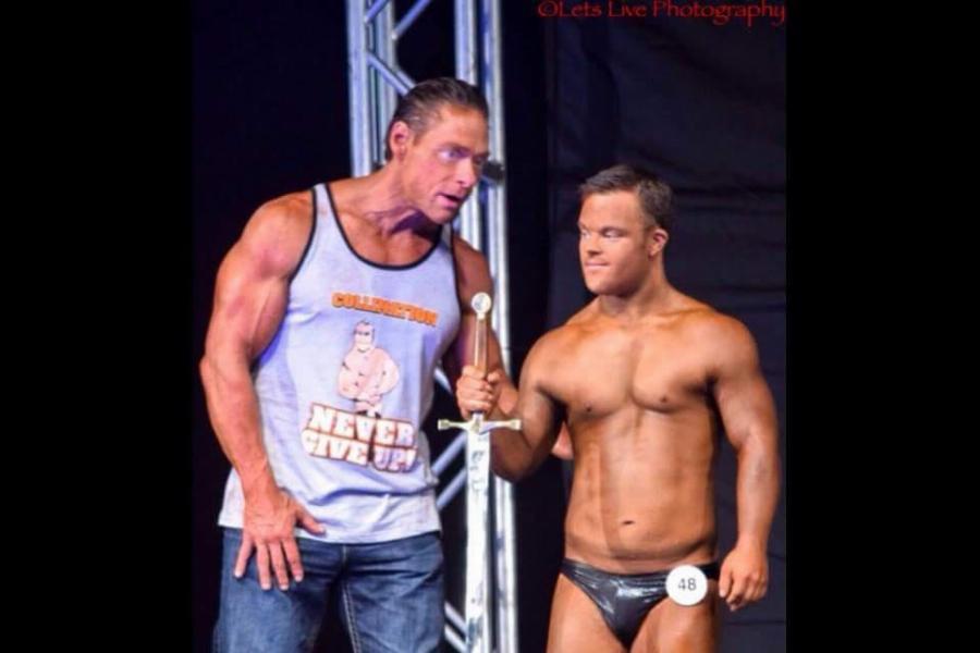 23χρονος άνδρας με Σύνδρομο Down εκπληρώνει το όνειρο του να γίνει body builder – Πηγαίνει καθημερινά στο γυμναστήριο