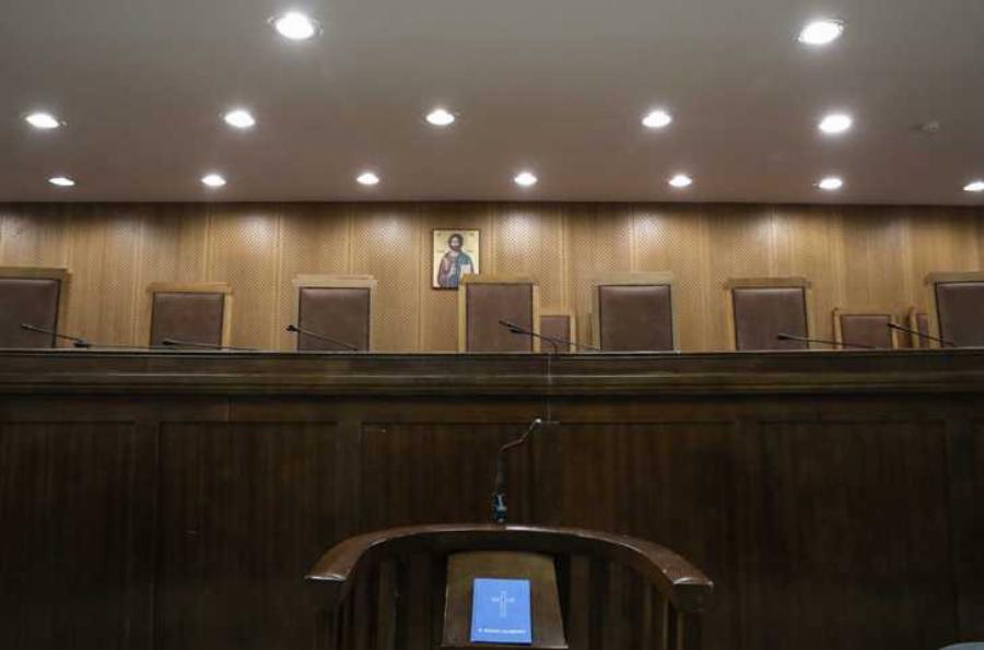 Έχασε τη ζωή του 60χρονος εισαγγελέας εφετών – Ήταν σε κώμα μετά από εμβολιασμό με Astrazeneca