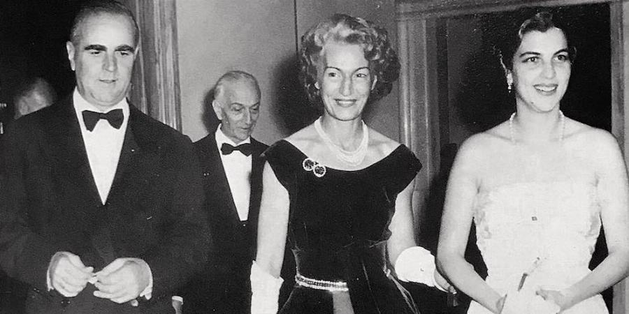 «Σκάσε Αμαλία» είπε ο Κωνσταντίνος Καραμανλής στη σύζυγό του: Όταν το ανοιχτό μικρόφωνο  πρόδωσε τη σχέση τους