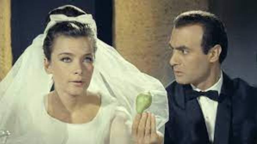 Λάθη που βγάζουν μάτι: 9 ταινίες του ελληνικού κινηματογράφου με σκηνοθετικές αστοχίες που σίγουρα παρατηρήσατε