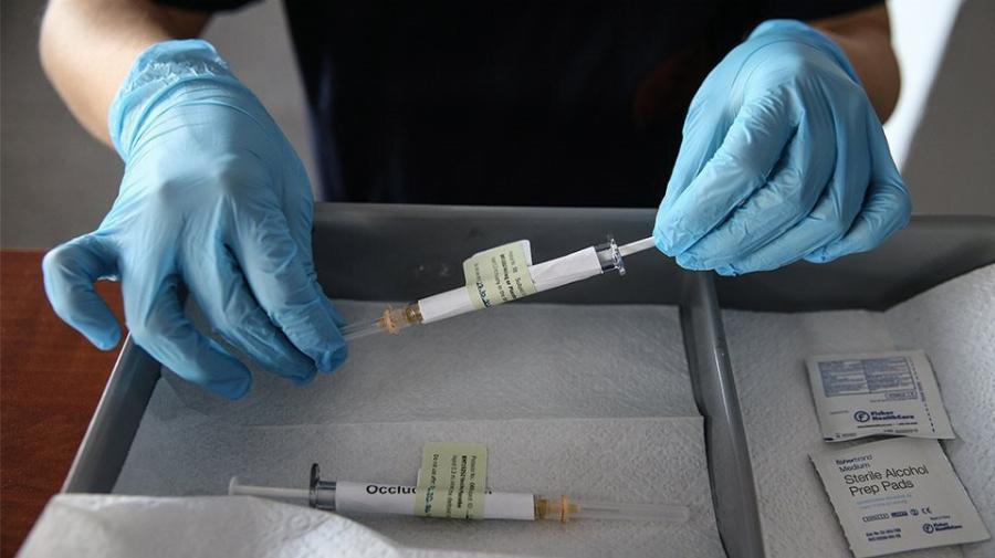 Εμβολιάστηκε με Pfizer και βρέθηκε νεκρός: 15χρονος πέθανε μετά την πρώτη δόση