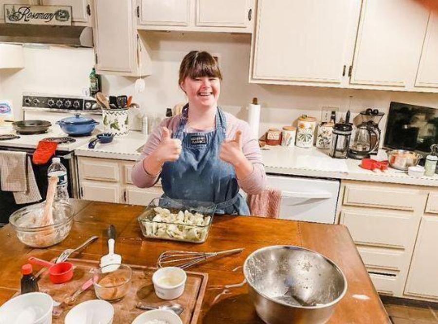 Έκανε το χόμπι της επάγγελμα: 30χρονη με σύνδρομο down άνοιξε την δική της επιχείρηση γιατί κανείς δεν την προσλάμβανε