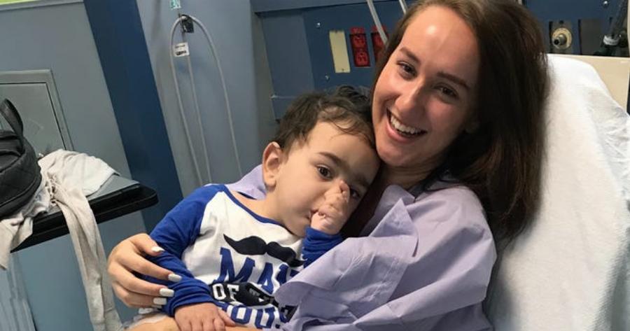 Δώρισε το ένα της νεφρό σε αγοράκι 2 ετών και του έσωσε τη ζωή – Η ιστορία της 21χρονης ηρωίδας
