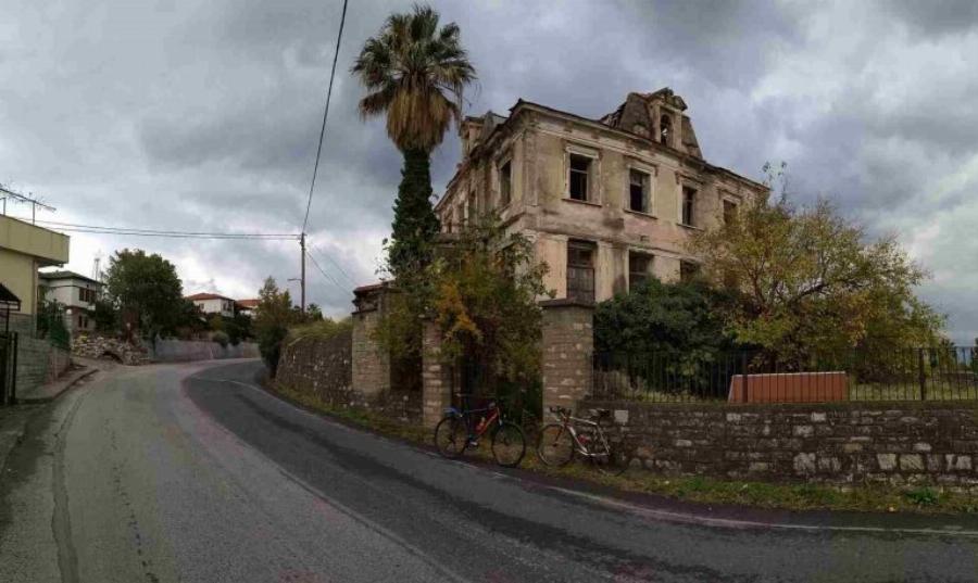 «Δολοφονήθηκαν από ένα σαμιαμίδι»: Η ανατριχιαστική οικογενειακή τραγωδία στον Βόλο