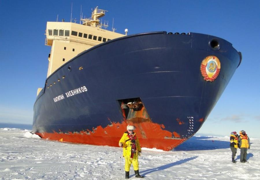 Ο πιο πολυταξιδεμένος άνθρωπος του πλανήτη είναι ένας Έλληνας από την Ήπειρο, σύμφωνα με το βιβλίο Γκίνες