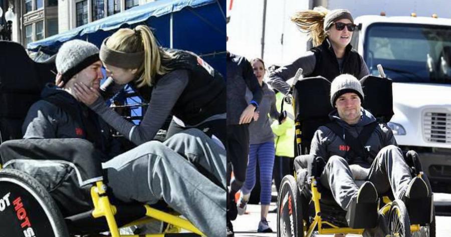 Ο ορισμός της αληθινής αγάπης: Έσπρωξε το καροτσάκι του τετραπληγικού συντρόφου της σε μαραθώνιο 42 χιλιομέτρων