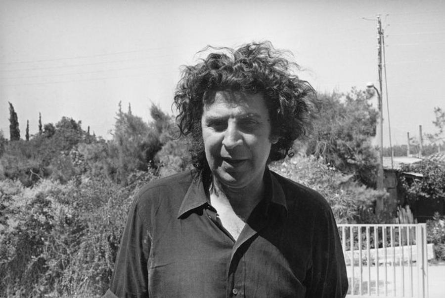 Έφυγε από τη ζωή ο Μίκης Θεοδωράκης