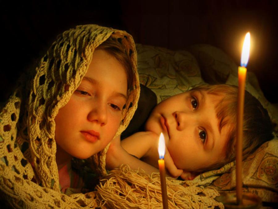 Ισχυρή Προσευχή: Τα λόγια που θα κρατούν τον Ιησού κοντά στην οικογένεια μας