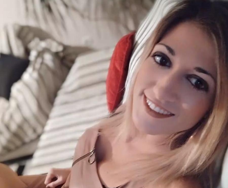 Συντετριμμένοι οι γονείς της Δώρας στη Ρόδο – «Μαμά είναι τρελός» δήλωνε η αδικοχαμένη 32χρονη