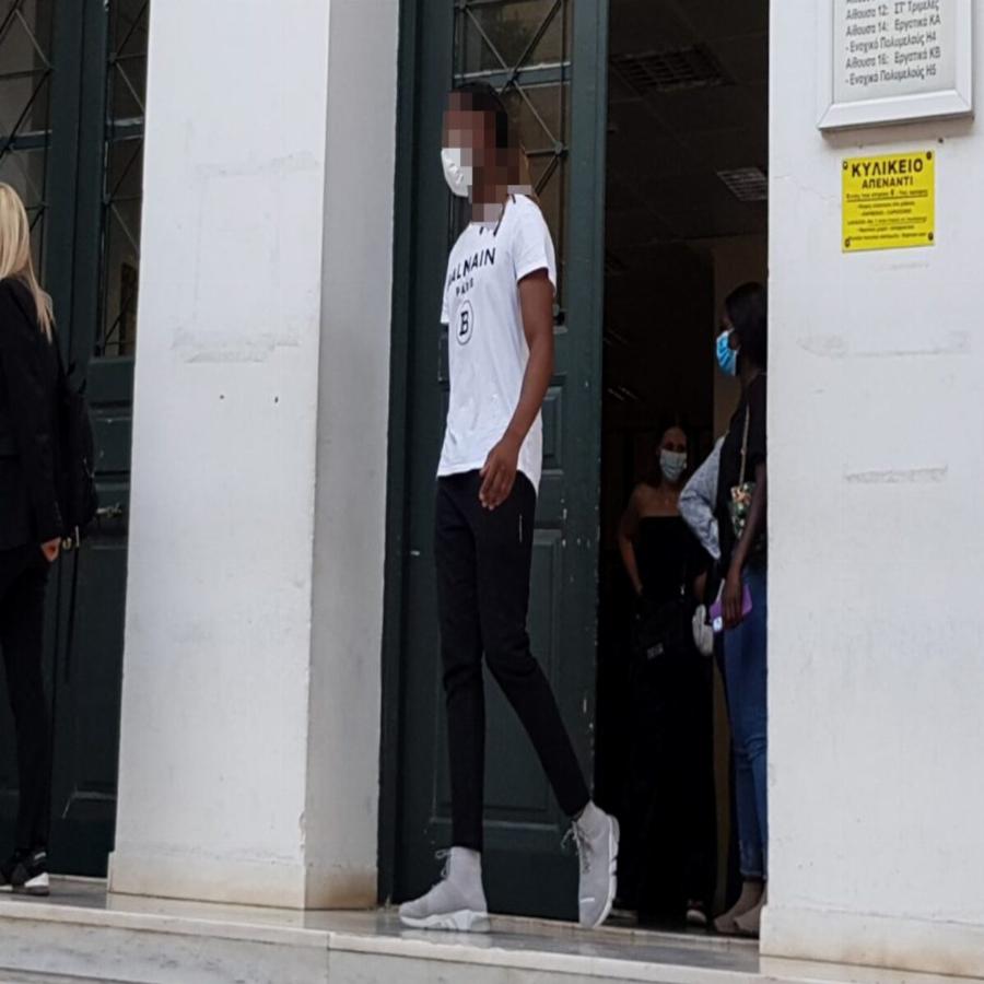 «Καλή τύχη στη φυλακή ή δώσε μου 15.000 ευρώ», είπαν στον Σεμέδο: Το απειλητικό μήνυμα από το άγνωστο προφίλ