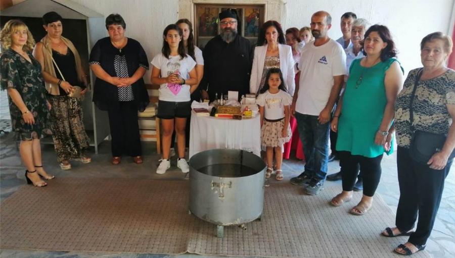 Επταμελής οικογένεια Αλβανών βαπτίστηκαν Χριστιανοί: Τα τελευταία 20 χρόνια ζουν στην Κρήτη