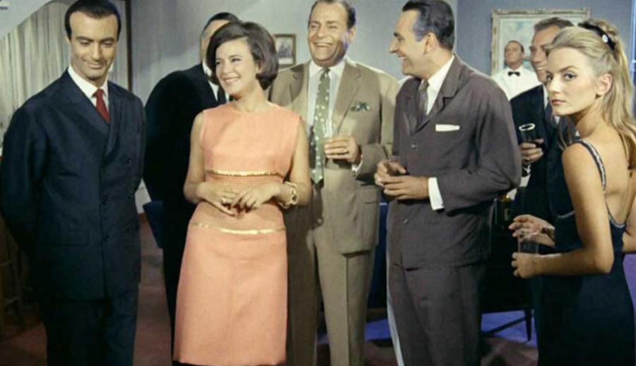 Λάθη που βγάζουν μάτι: 9 ταινίες του ελληνικού κινηματογράφου με σκηνοθετικές αστοχίες που σίγουρα παρατηρήσατε