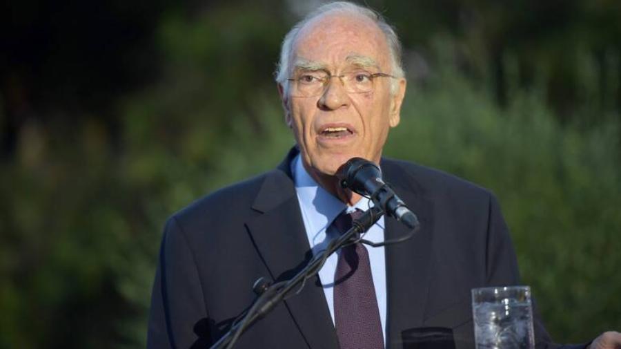 «Όποιος επιθυμεί ας κάνει μια προσευχή» – Συγκλονίζει ο γιος του Βασίλη Λεβέντη