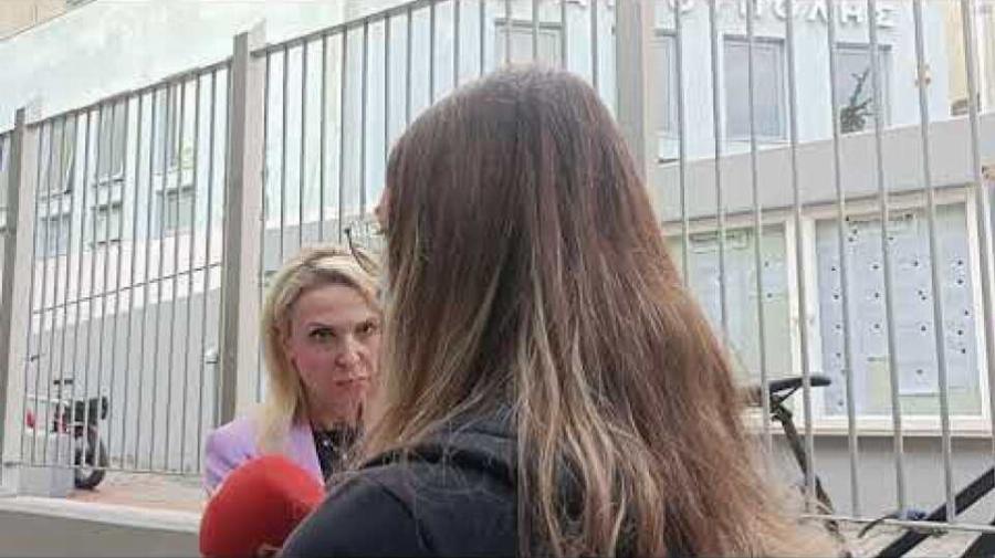 «Έβαλαν κουκούλες και άρχισαν να μαχαιρώνουν και να χτυπάνε κόσμο» – Άγρια επεισόδια σε σχολείο στη Σταυρούπολη