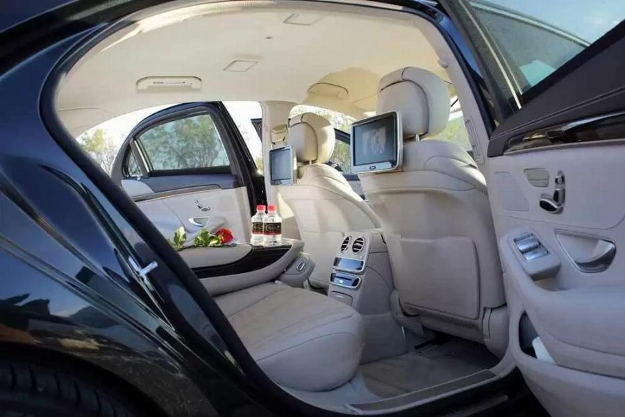 Το ακριβότερο ταξί της Ελλάδος κοστίζει πάνω από 160.000€: Ο ιδιοκτήτης πήρε δάνειο για την αγορά του