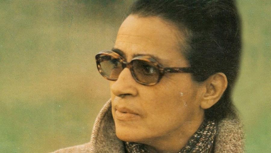 Όταν η θρυλική ρεμπέτισσα Σωτηρία Μπέλλου έριξε βιτριόλι στο πρόσωπο του συζύγου της – Ο λόγος που το έκανε